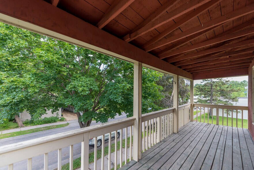 Private porch - 219 N Humboldt Ave
