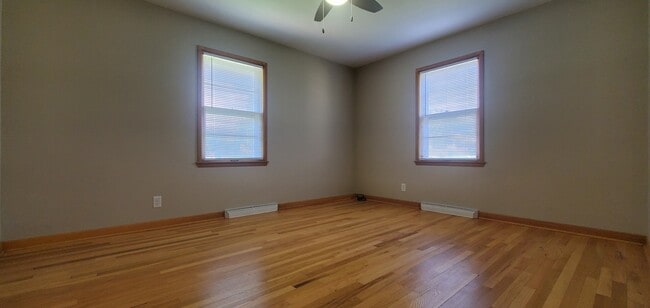 Building Photo - 2803 Seely Ave SE