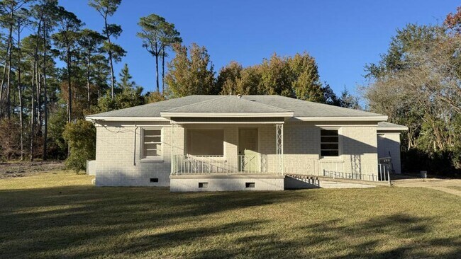 Primary Photo - 106 48th St