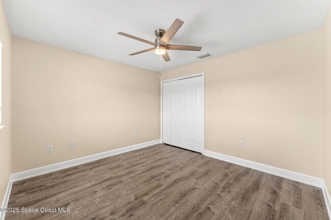 Building Photo - 3650 Chardonnay Dr