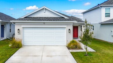 Building Photo - 13126 Cedar Elm Ln