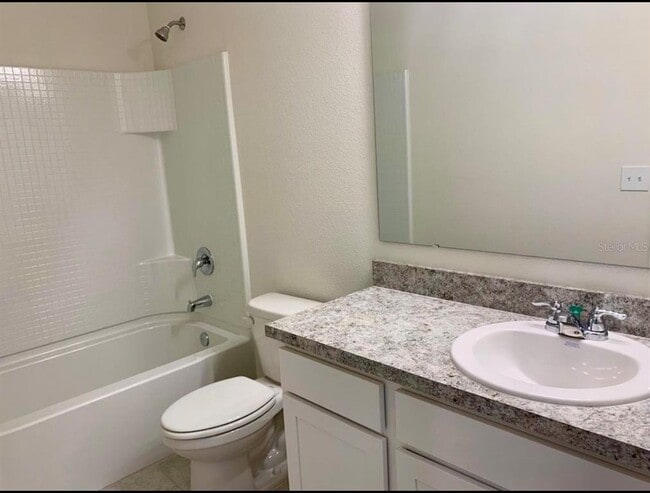 Building Photo - 2257 Litchfield Lp