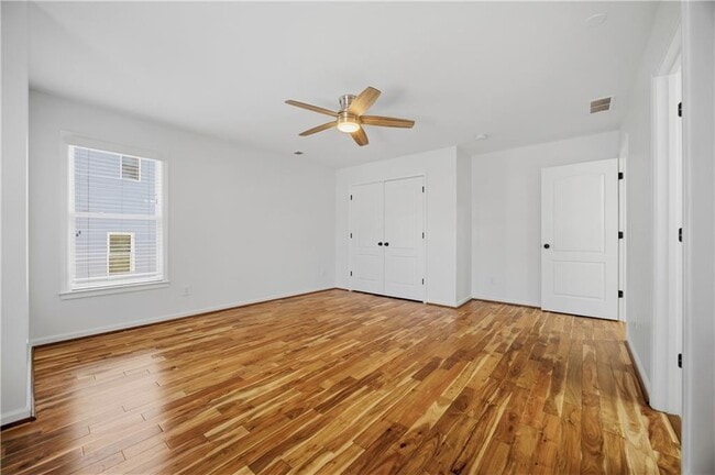 Building Photo - 455 Park Pl Ct