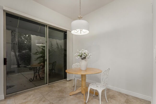 Building Photo - 6711 E Camelback Rd