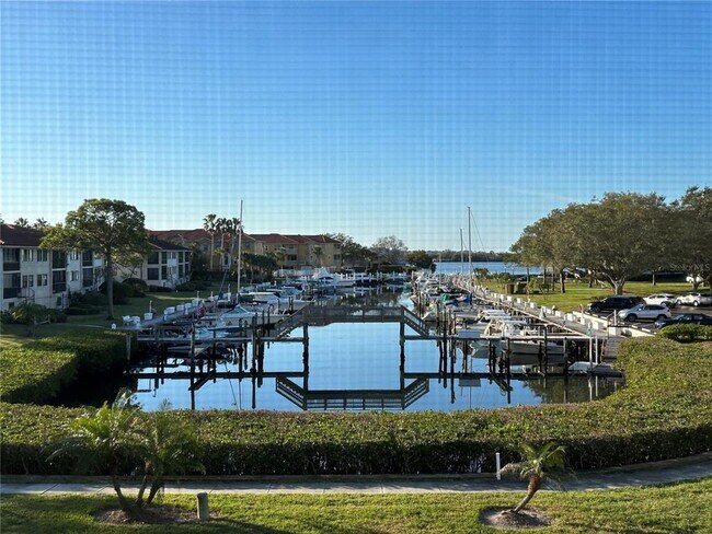 Building Photo - 1805 Mariner Dr