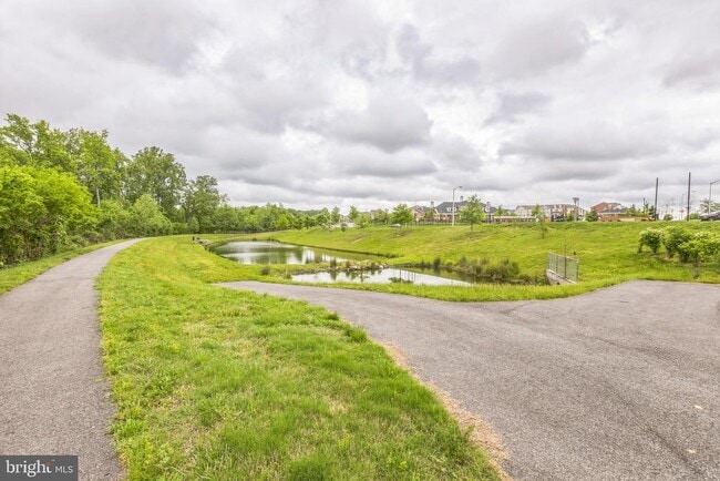 Building Photo - 9105 Fox Stream Way