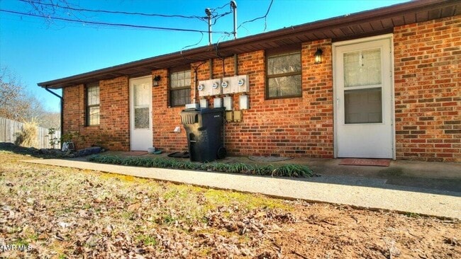 Building Photo - 241 Parker St