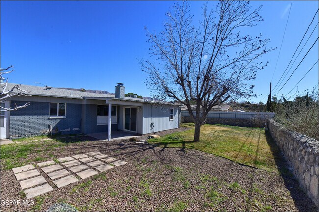 Building Photo - 6209 Heath Way