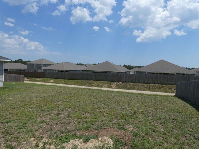 Building Photo - 5565 Galahad Trl