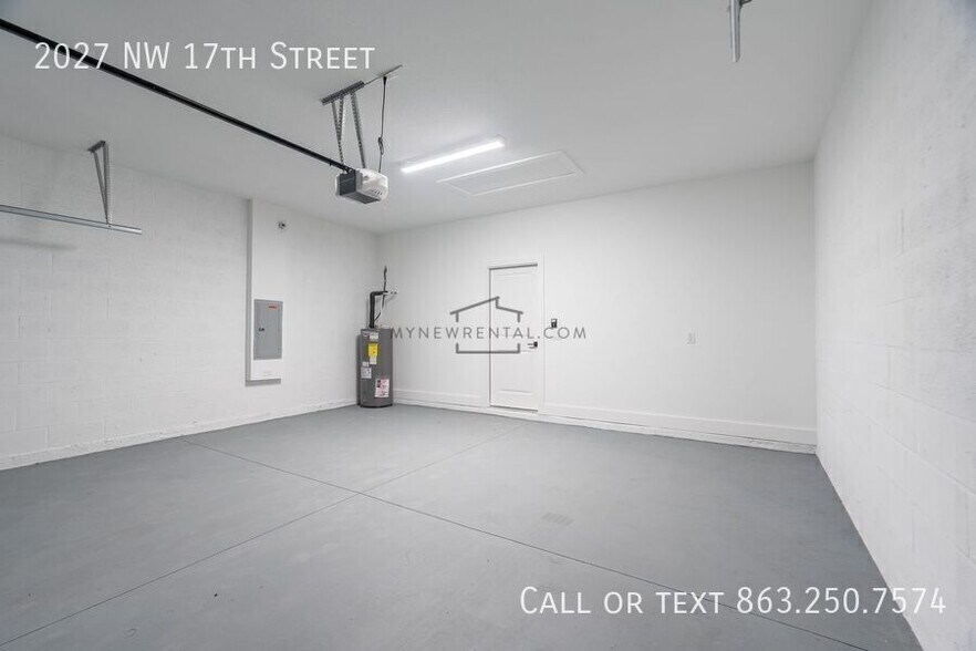 Building Photo - 2027 NW 17th St
