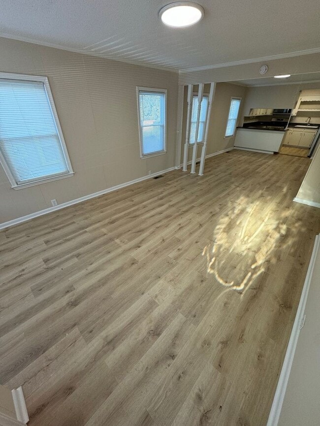 Building Photo - 3-Bedroom, 3-Bathroom Home - Close to Winthrop Coliseum, Shopping