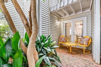 Building Photo - 146 7th St NE