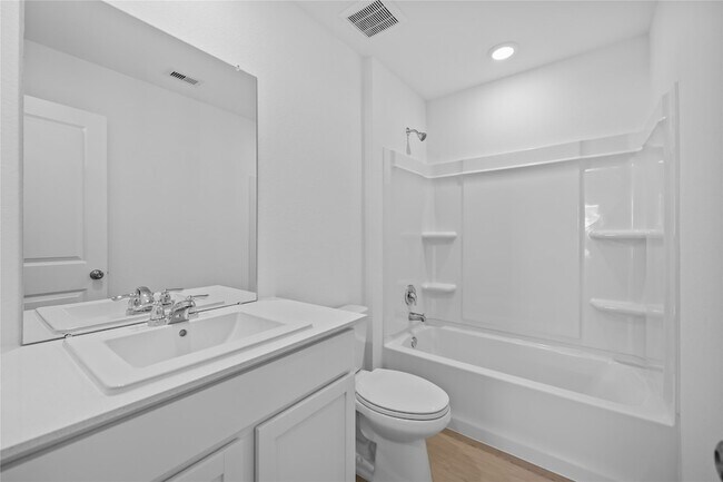 Building Photo - 21235 Fieni Dr