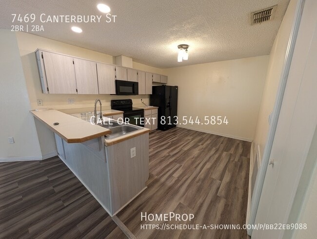 Building Photo - 7469 Canterbury St