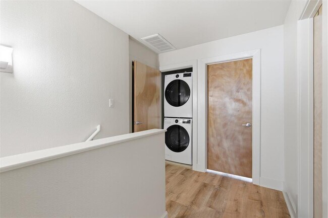 Building Photo - 1101 Grove Blvd