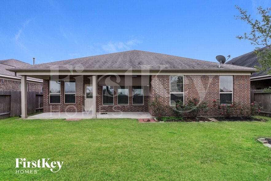 Building Photo - 15007 Appian Oak St