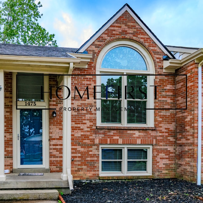Building Photo - 1475 Vintage Cir