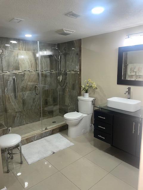 Building Photo - 1201 SW 128th Terrace