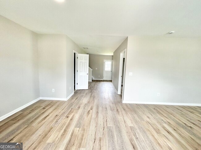 Primary Photo - 736 Wheel House Ln