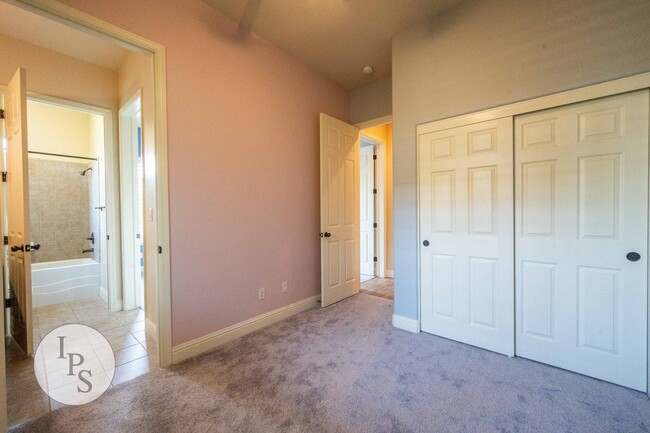 Building Photo - Copper River Ranch Home, 4BR/3BA, Built 20...