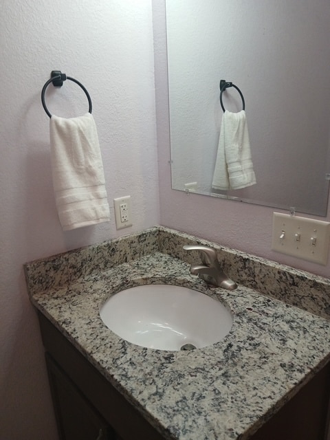 Building Photo - 178 Chestnut Walk Dr