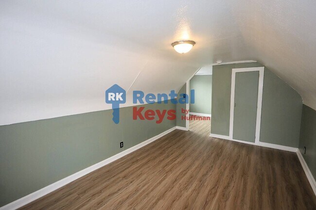 Building Photo - 1213 Lodge Ave