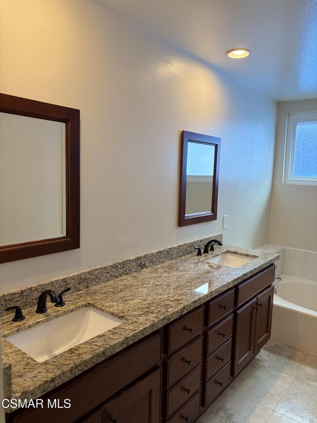 Building Photo - 12015 River Grove Ct