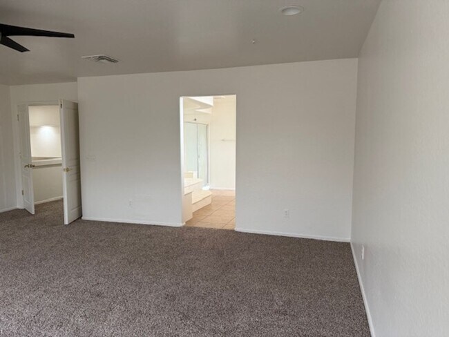 Building Photo - Flag Homes - 029