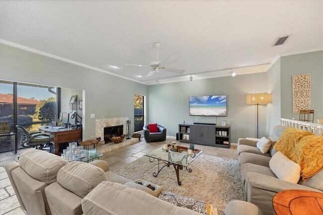 Building Photo - 4870 Kestral Park Cir