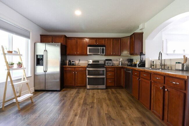 Building Photo - Beautiful 4 bedroom home in Fort Collins