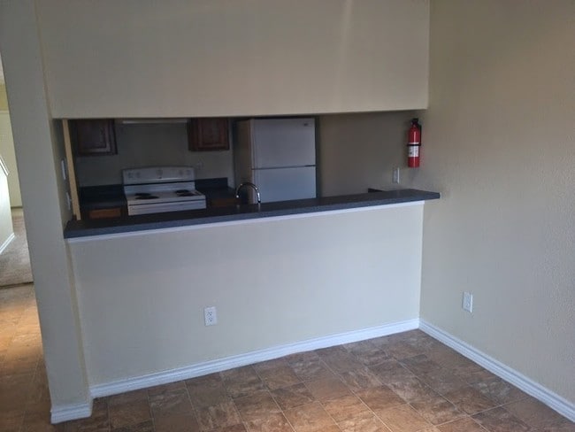 Diningroom and kitchen - 11855 Dashwood Dr