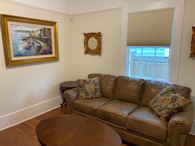 Building Photo - 1412 Erato St