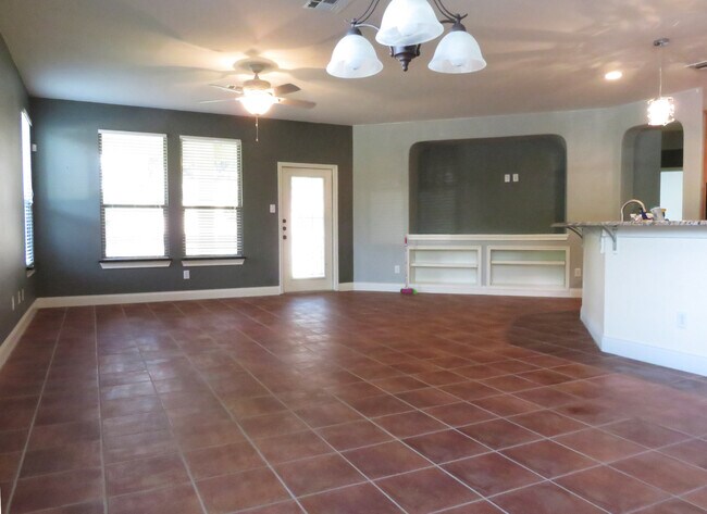 family room - 508 Sang Saloon Rd