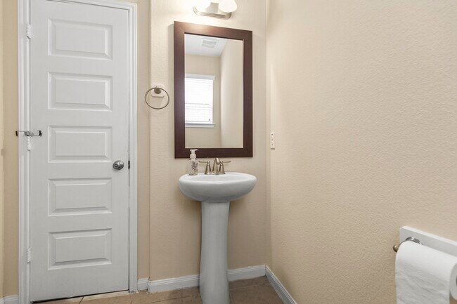 Building Photo - 5314 Belle Manor Ln