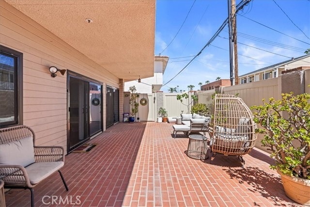 Building Photo - 512 Esplanade