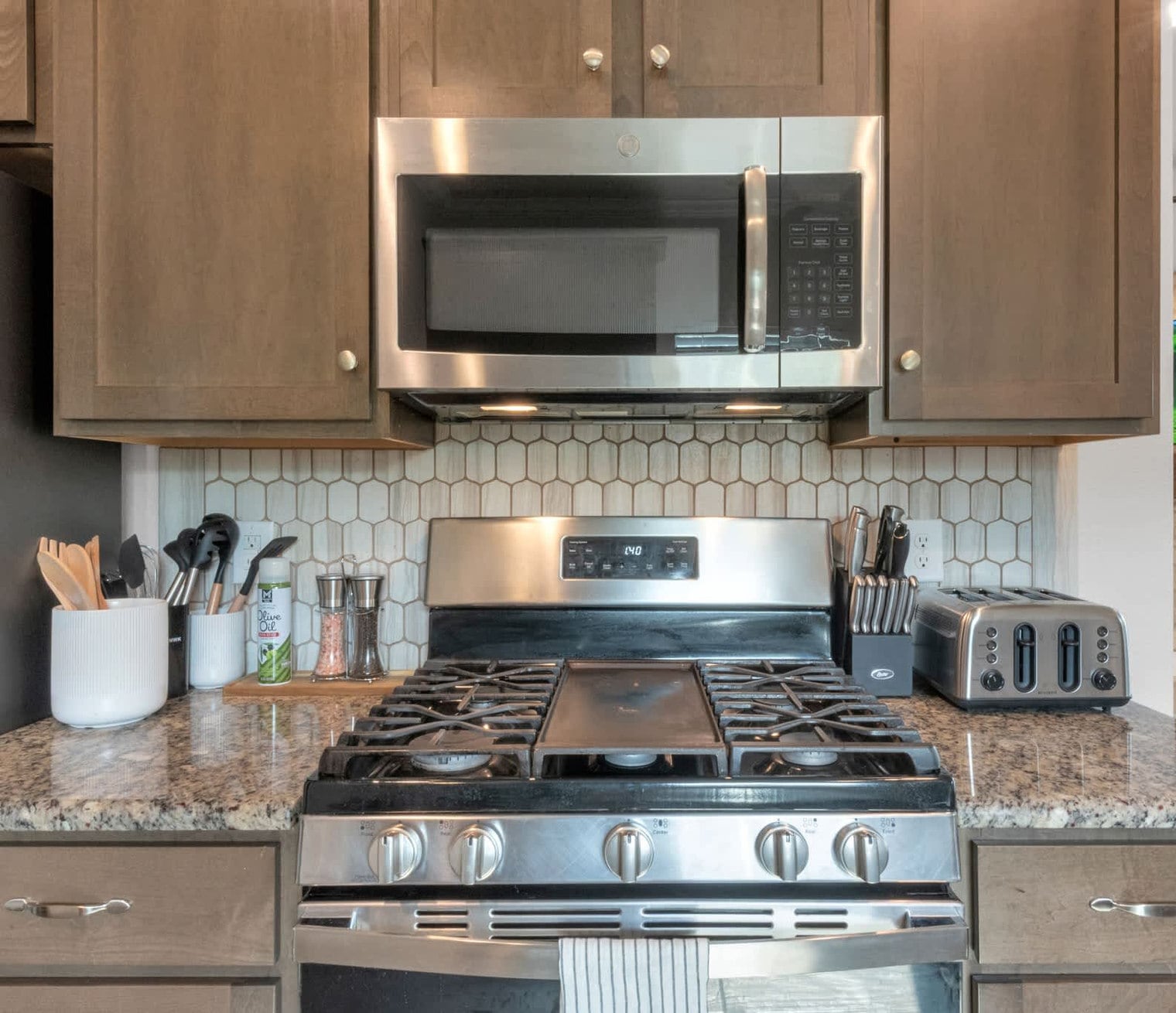 Building Photo - 500 Prairie Meadow Dr