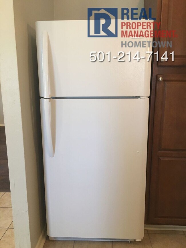 Building Photo - 134 Lonsdale Cir