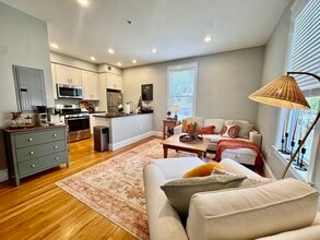 Building Photo - 405 S Huntington Ave