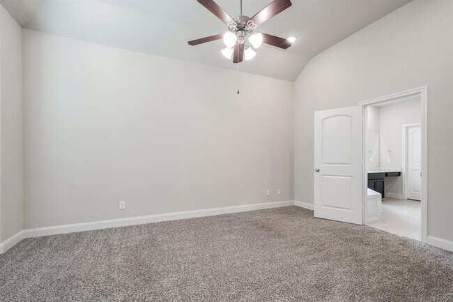 Building Photo - 4831 Eagles Glen Dr