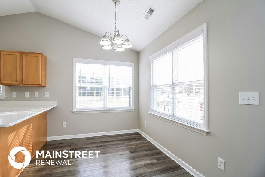 Building Photo - 4236 Meredith Woods Ln