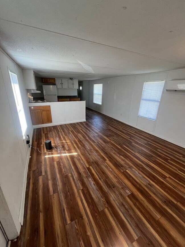 Building Photo - 5 Water Oak Ln