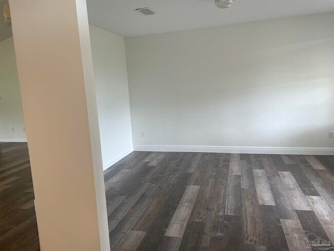 Building Photo - 1797 Cedrus Ln