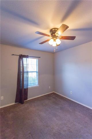 Building Photo - 9913 Summer Sweet Dr