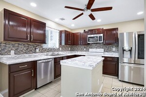 Building Photo - 6026 Campstool Rd