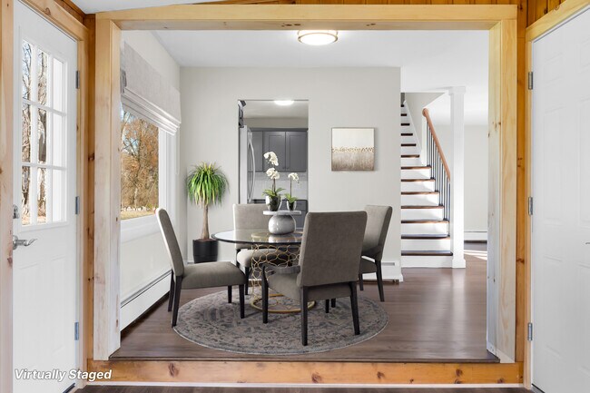 Building Photo - 26 Seminole Cir