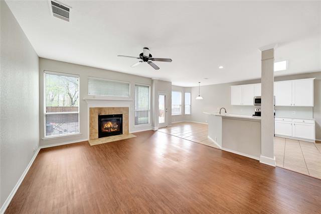Building Photo - 8625 Luzerne Dr