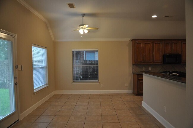 Building Photo - 26639 Summerbend Hollow Ln