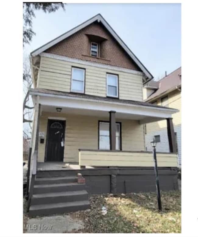 Building Photo - 1246 E 113th St