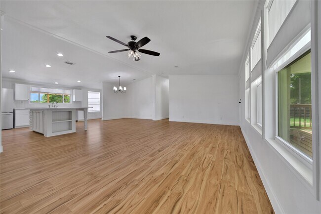 Building Photo - 31324 Knebel Rd