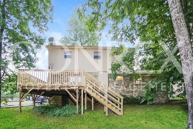 Building Photo - Charming 3 Bedroom Home in Huntsville with...